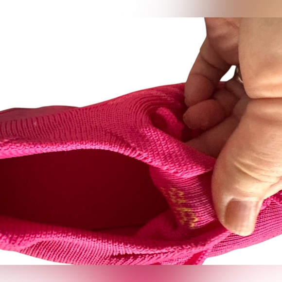 Size 36 (6) hot pink sock style athletic shoe with pink lug sole. Nwot - Picture 3 of 6